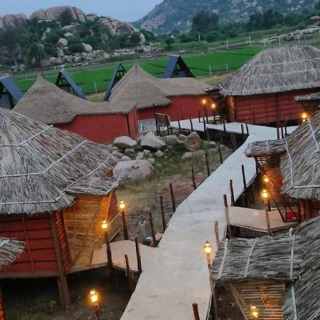 Golden Chariot Resort Hampi Kültér fotó