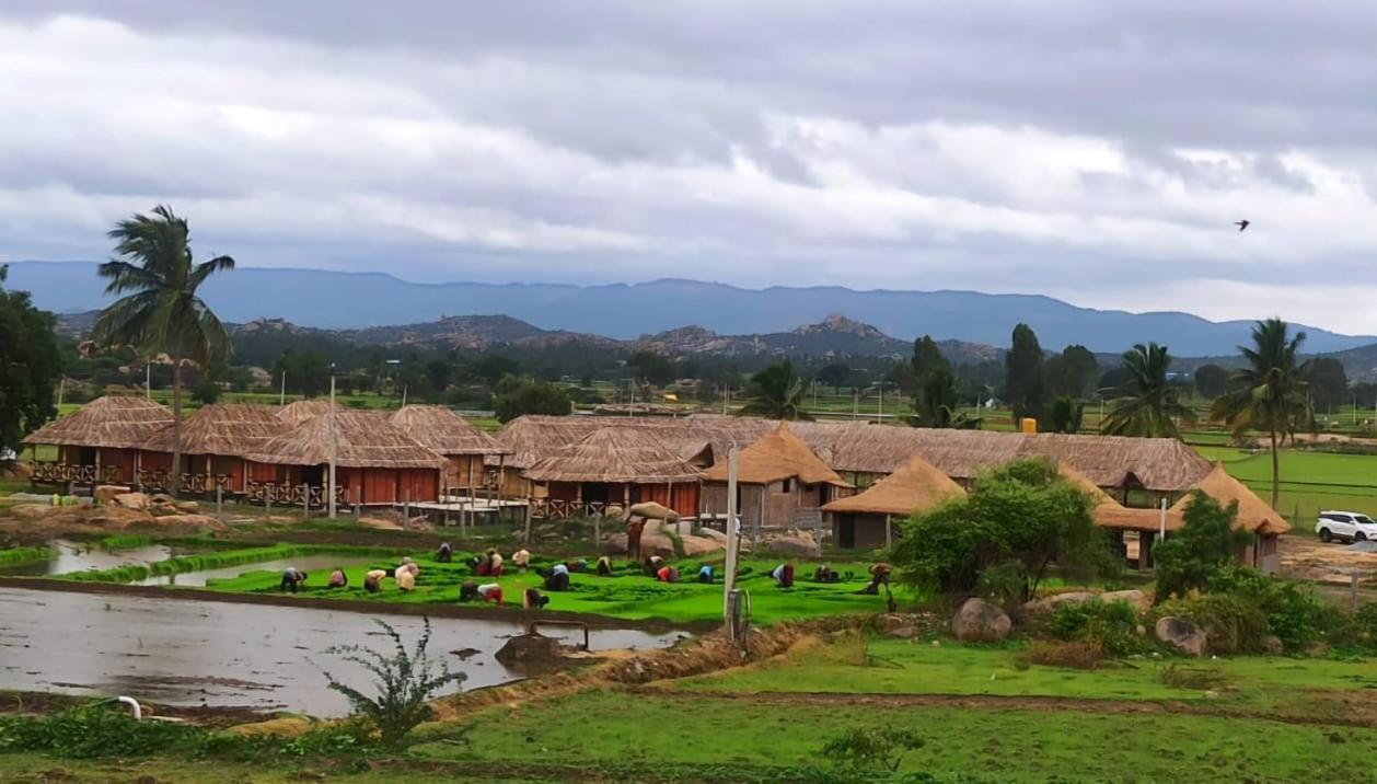 Golden Chariot Resort Hampi Kültér fotó